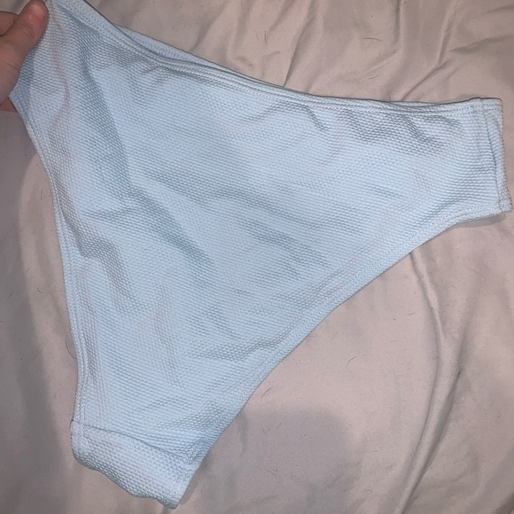 Bikini bottoms - Picture 2 of 3